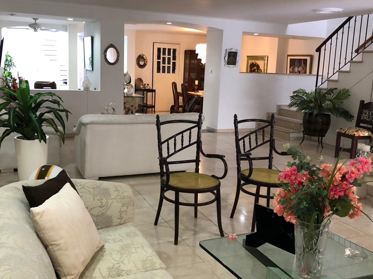 810d6d45-6d8f-417e-bb36-692255819c78