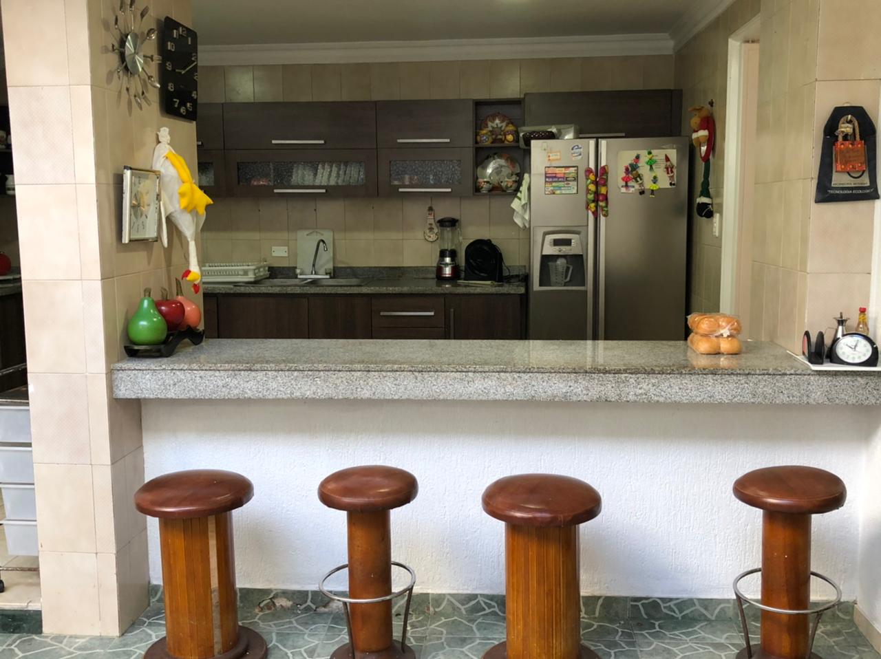 b480e70a-1581-4a45-8a61-03819ff0aaf7