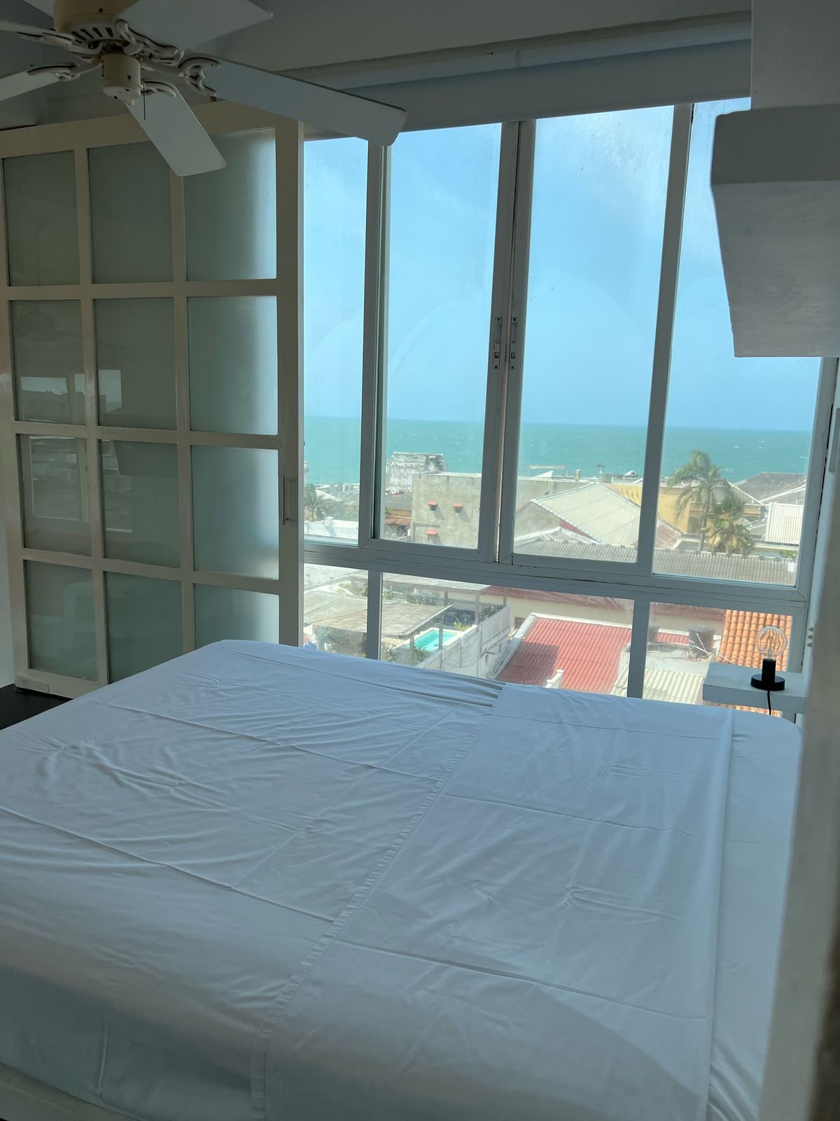 231fe6aa-ec85-4ecd-875c-32a1dfa4c02f